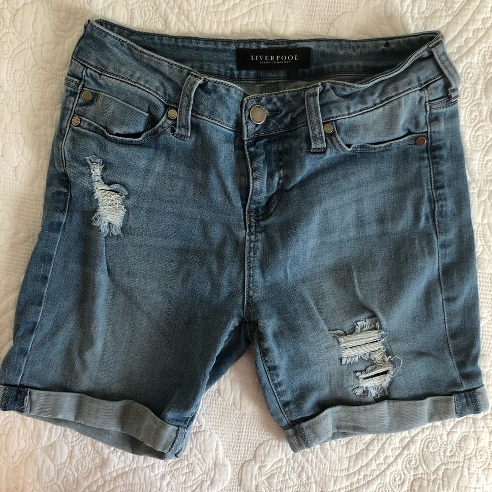 BOGO Liverpool Corine Rolled distressed Jean Short